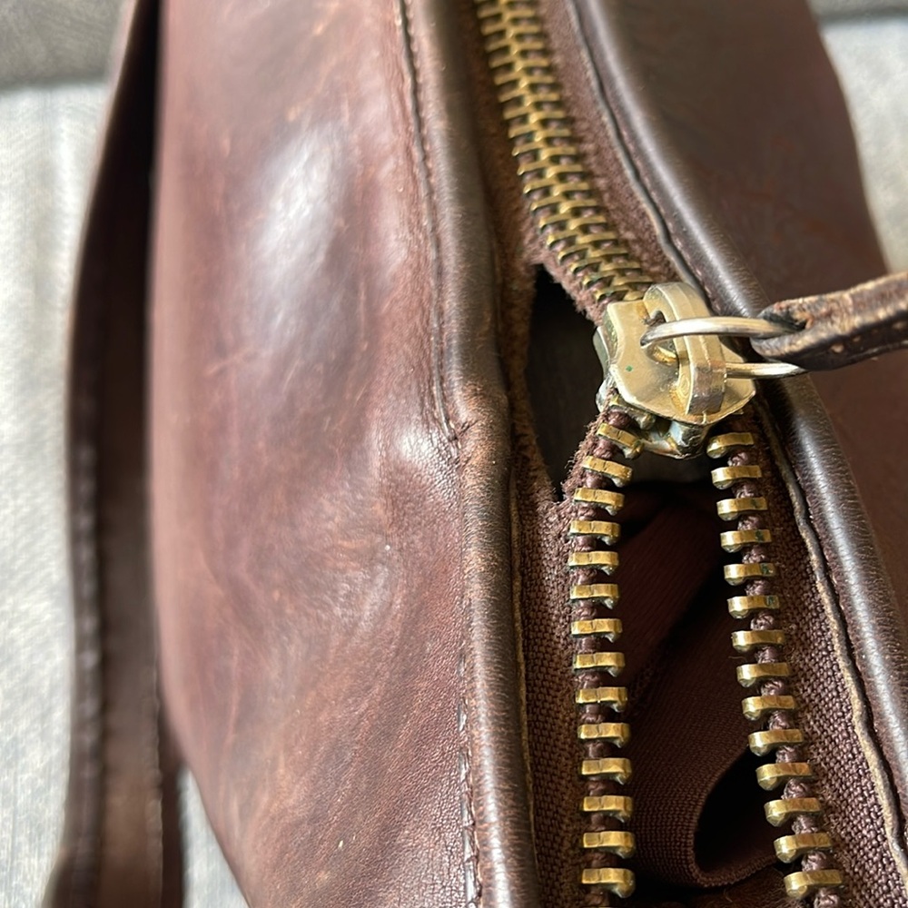 Coach Bleeker Vintage Brown Leather Bucket Crossbody Bag - Picture 12 of 16